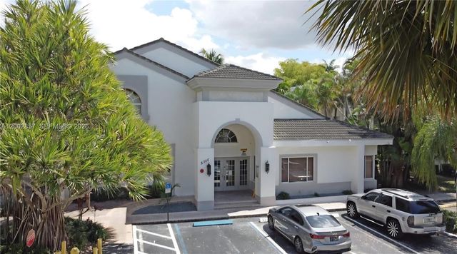 5780 Rock Island Rd 351, Tamarac, FL 33319