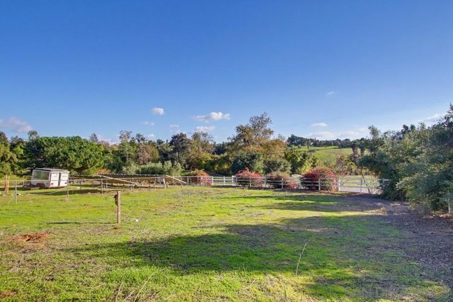 31503 Stardust Lane, Valley Center, CA 92082