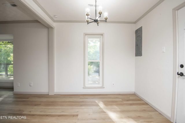 406 McConkey St, Madisonville, TN 37354