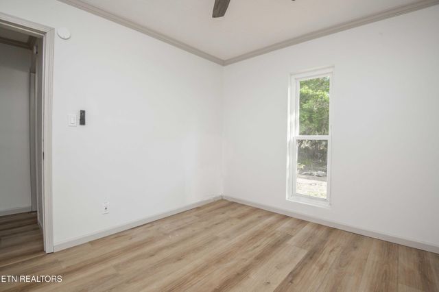 406 McConkey St, Madisonville, TN 37354