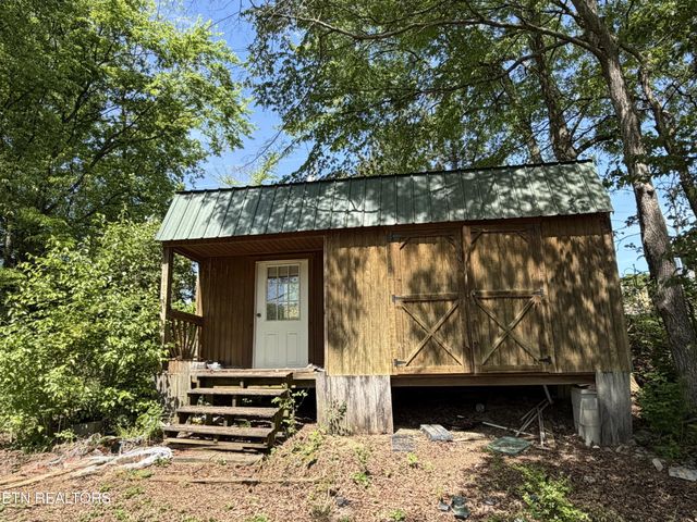 406 McConkey St, Madisonville, TN 37354