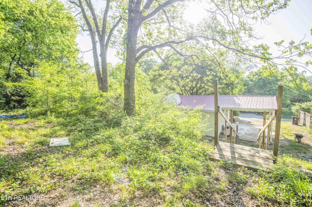 406 McConkey St, Madisonville, TN 37354