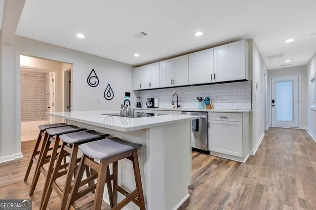 2841 Waters Road SW, Atlanta, GA 30354