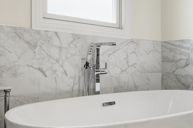 1983 Franklin Drive, Crown Point, IN 46307