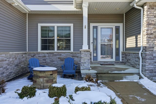 1983 Franklin Drive, Crown Point, IN 46307