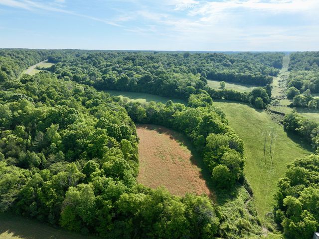 4190 Fattybread Branch Rd, Williamsport, TN 38487