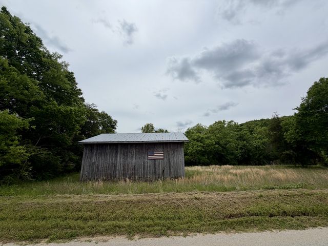 4190 Fattybread Branch Rd, Williamsport, TN 38487