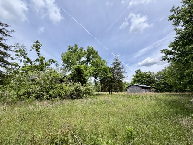 4190 Fattybread Branch Rd, Williamsport, TN 38487
