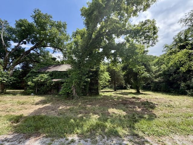 4190 Fattybread Branch Rd, Williamsport, TN 38487
