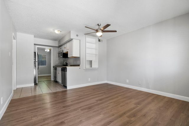 1010 W 23rd ST 4, Austin, TX 78705