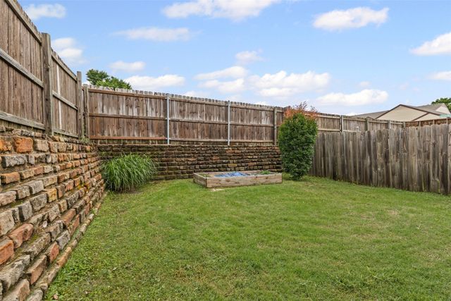 3205 Wykes Drive, Garland, TX 75043