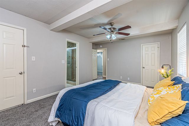 1612 Warren Lane, Fort Worth, TX 76112