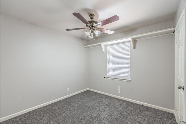 1612 Warren Lane, Fort Worth, TX 76112