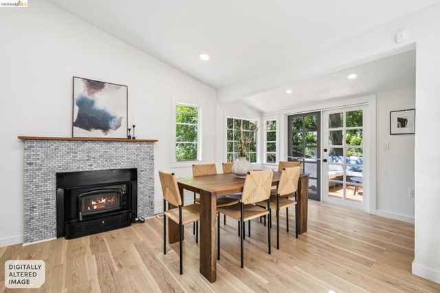 6400 Pinehaven Rd, Oakland, CA 94611