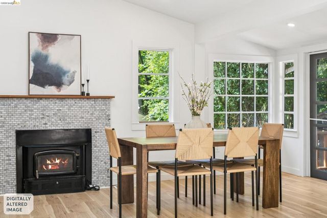6400 Pinehaven Rd, Oakland, CA 94611