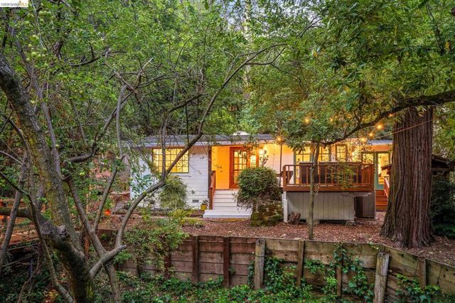 6400 Pinehaven Rd, Oakland, CA 94611