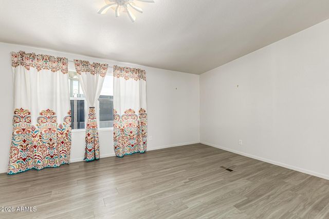 2200 N DELAWARE Drive 69, Apache Junction, AZ 85120