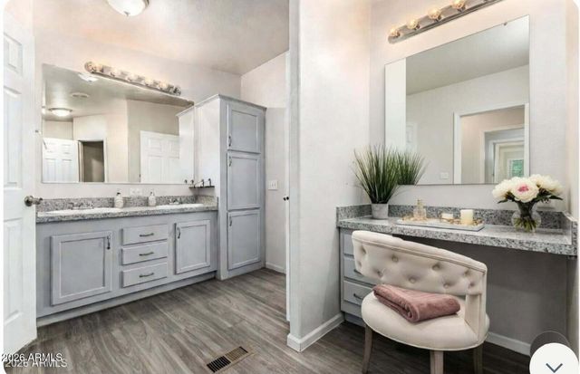 2200 N DELAWARE Drive 69, Apache Junction, AZ 85120