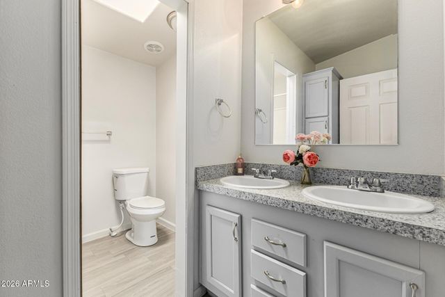 2200 N DELAWARE Drive 69, Apache Junction, AZ 85120