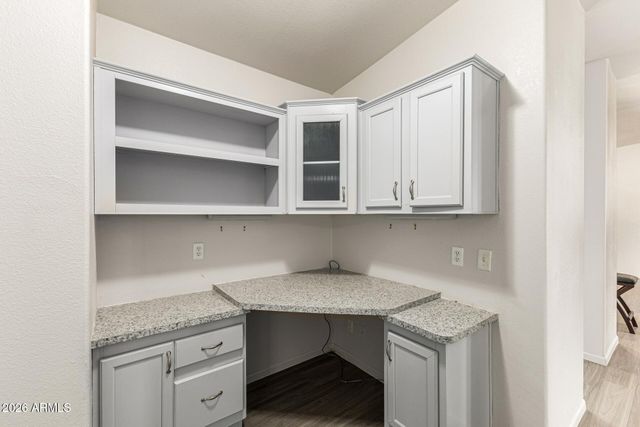 2200 N DELAWARE Drive 69, Apache Junction, AZ 85120