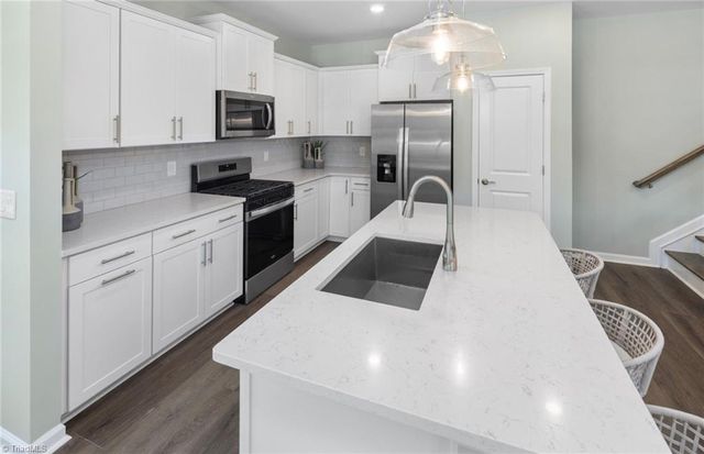 2402 Idol Mill Drive, Mcleansville, NC 27301