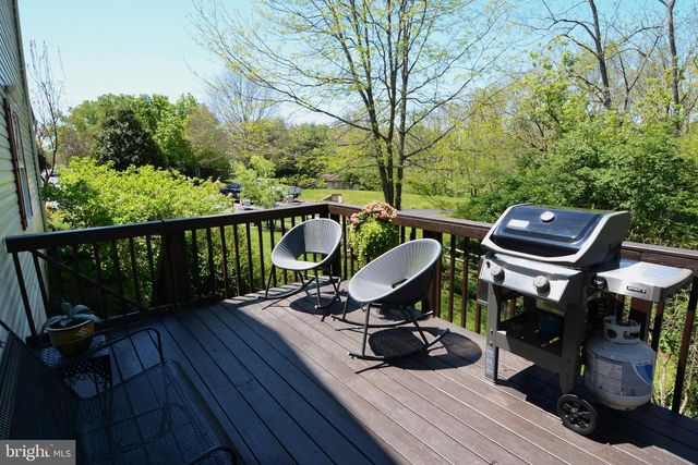 518 BERKSHIRE DR, Souderton, PA 18964