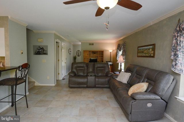 518 BERKSHIRE DR, Souderton, PA 18964