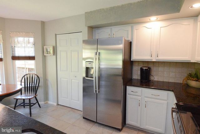 518 BERKSHIRE DR, Souderton, PA 18964