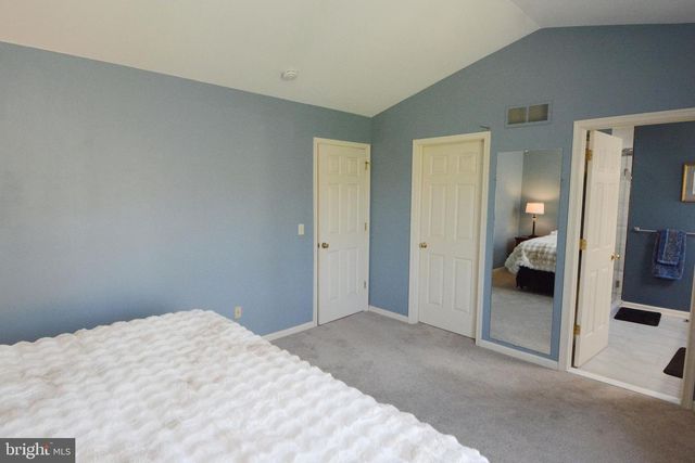 518 BERKSHIRE DR, Souderton, PA 18964