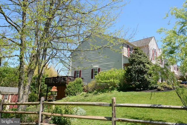 518 BERKSHIRE DR, Souderton, PA 18964