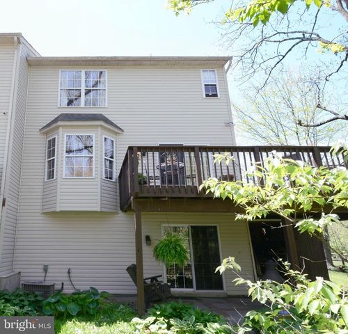 518 BERKSHIRE DR, Souderton, PA 18964
