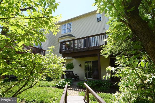 518 BERKSHIRE DR, Souderton, PA 18964
