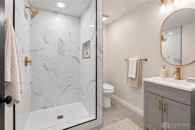 210 N Riley Boulevard, Franklin, OH 45005