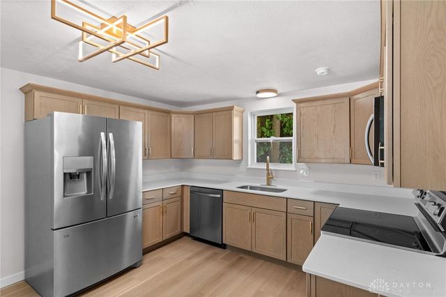 210 N Riley Boulevard, Franklin, OH 45005