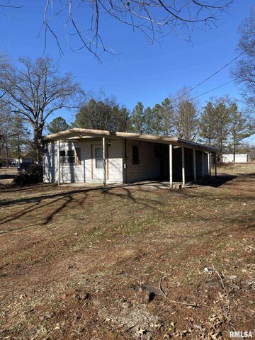 313 E WEBSTER Street, Herrin, IL 62948