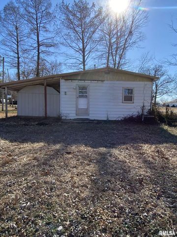 313 E WEBSTER Street, Herrin, IL 62948