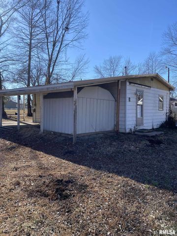 313 E WEBSTER Street, Herrin, IL 62948