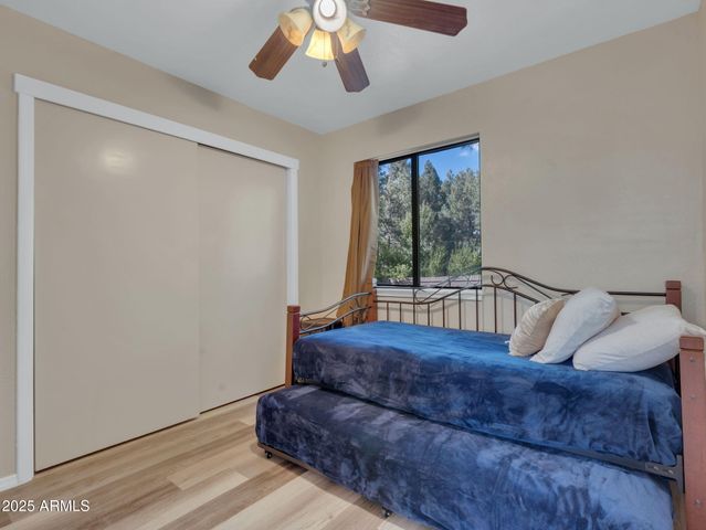 17410 MOUNTAINSIDE Place, Munds Park, AZ 86017