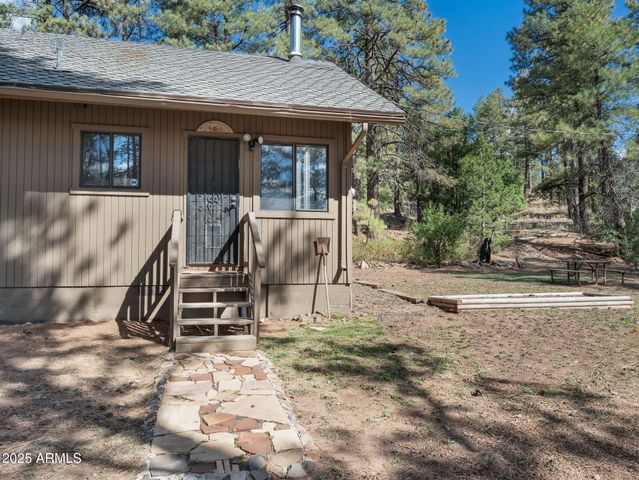 17410 MOUNTAINSIDE Place, Munds Park, AZ 86017