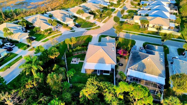 7570 SE Bay Cedar Circle, Hobe Sound, FL 33455