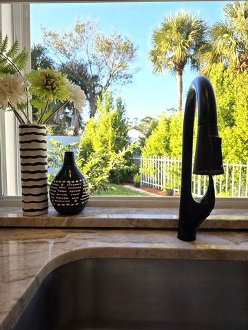 7570 SE Bay Cedar Circle, Hobe Sound, FL 33455