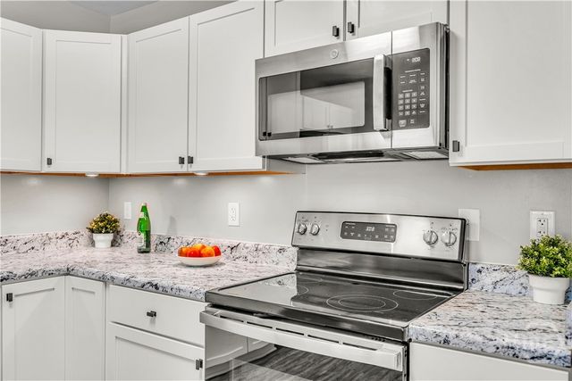 1223 E Waldburg Street, Savannah, GA 31404