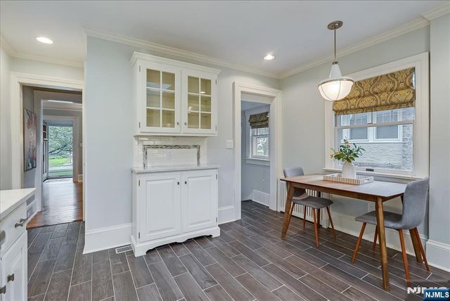 11 Windsor Place, Montclair, NJ 07043