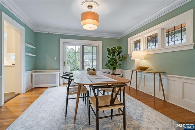 11 Windsor Place, Montclair, NJ 07043