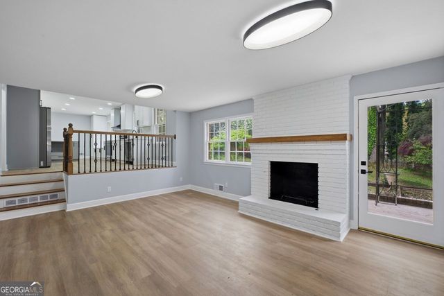 1704 Sterling Trail SW, Marietta, GA 30008