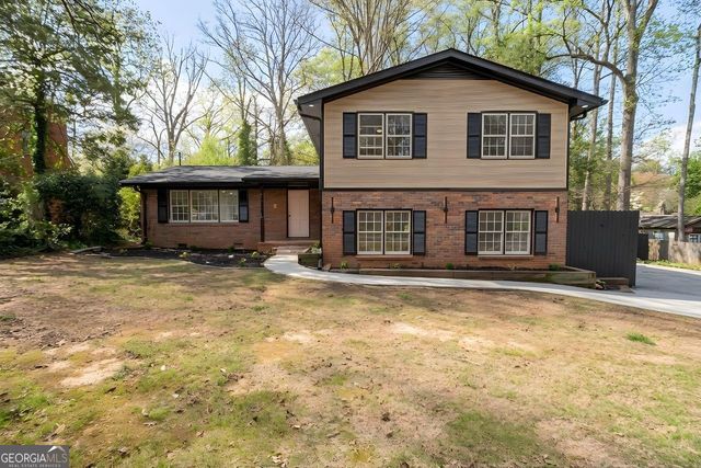 1704 Sterling Trail SW, Marietta, GA 30008
