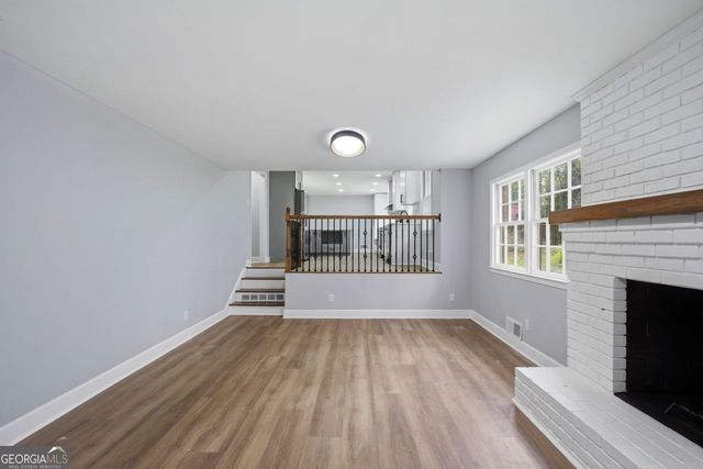 1704 Sterling Trail SW, Marietta, GA 30008