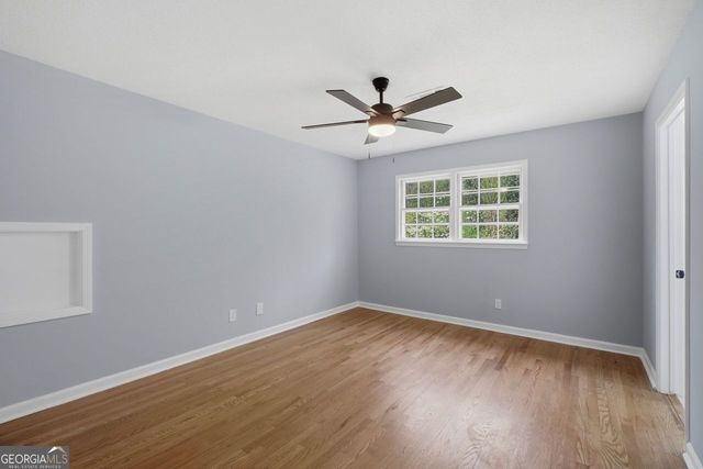 1704 Sterling Trail SW, Marietta, GA 30008