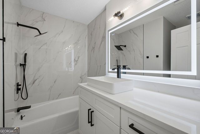 1704 Sterling Trail SW, Marietta, GA 30008