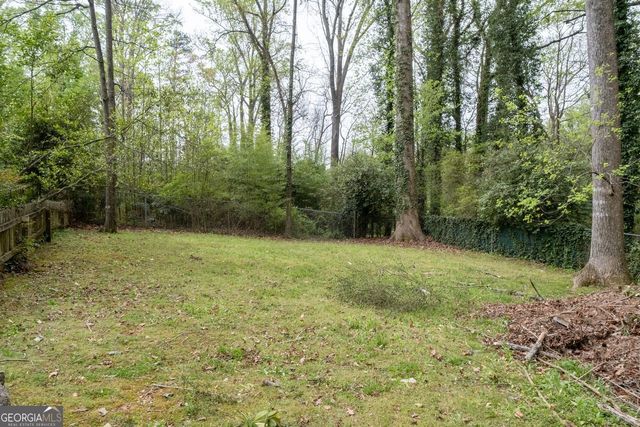 1704 Sterling Trail SW, Marietta, GA 30008